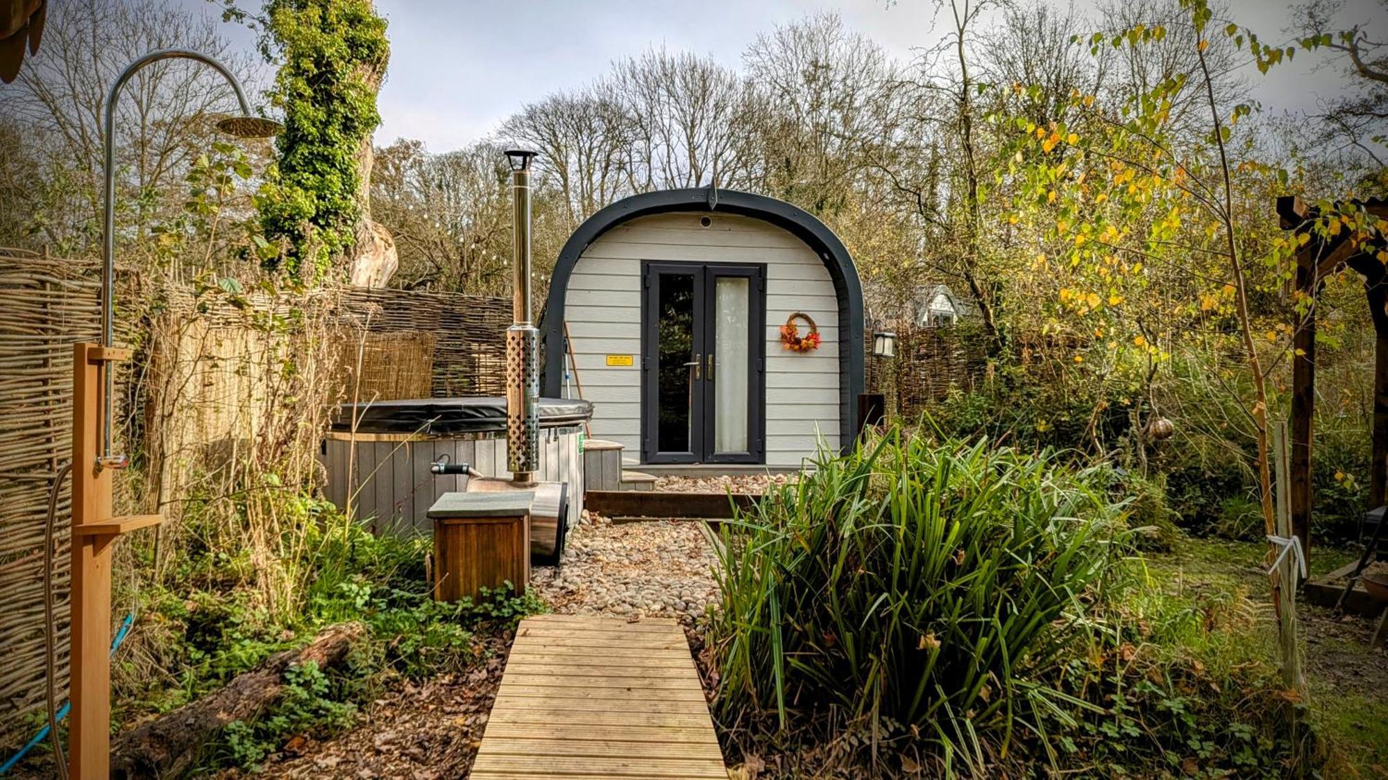 Emlyn'S Coppice - Luxury Woodland Glamping Villa Holywell  Ngoại thất bức ảnh